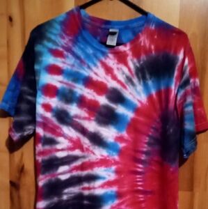 Gildan Large Men's Tie Dye T-shirt Handmade Multi Color